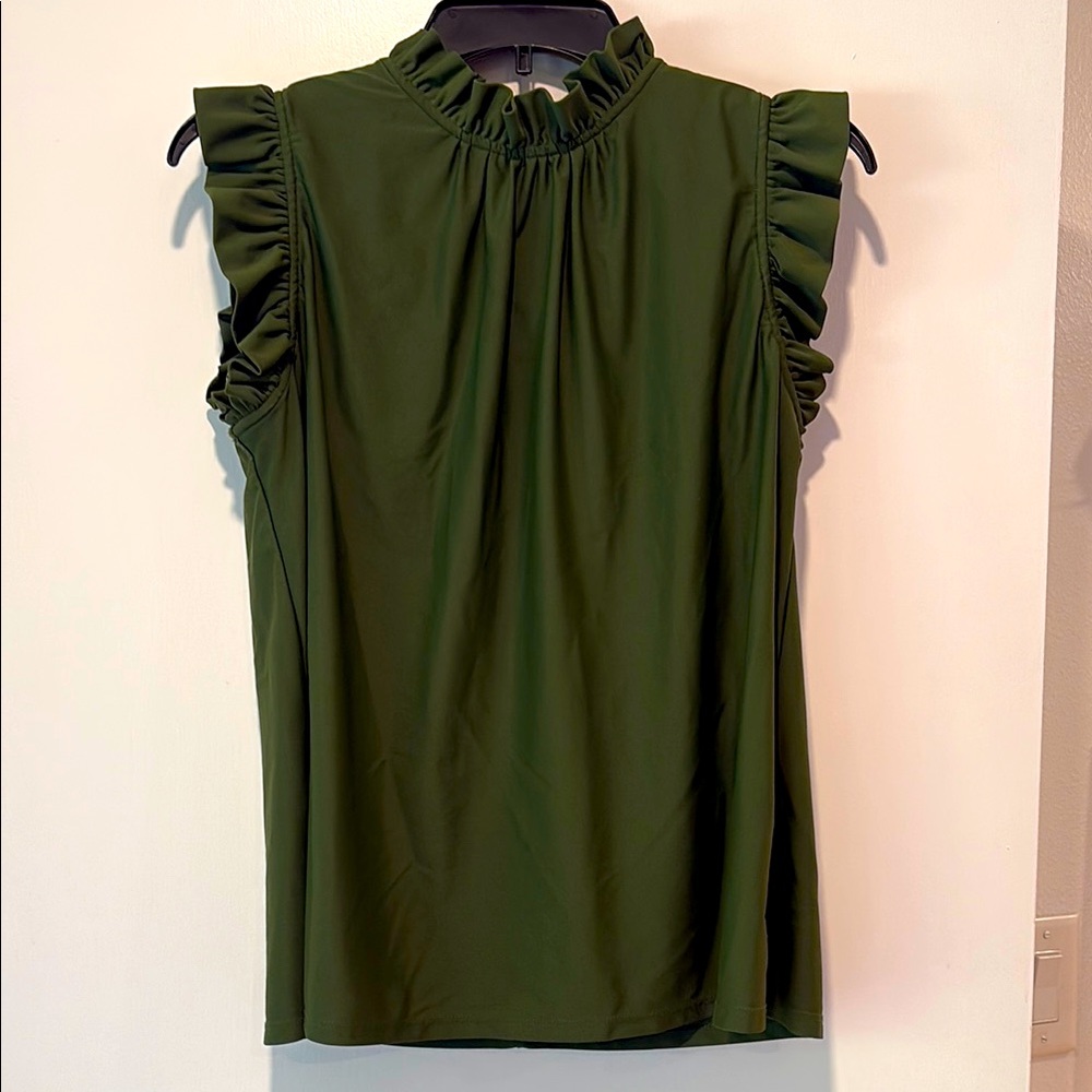 Jude Connally green ruffle sleeve/neck top